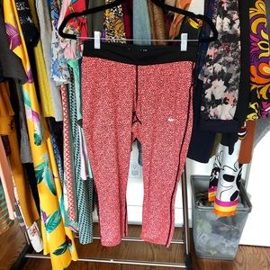 NIKE Crop Running Tights